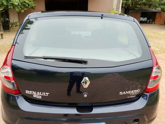 RENAULT SANDERO 1.0 AUTHENTIQUE 16V FLEX 4P MANUAL RENAULT SANDERO 1.0 AUTHENTIQUE 16V FLEX 4P MANUAL